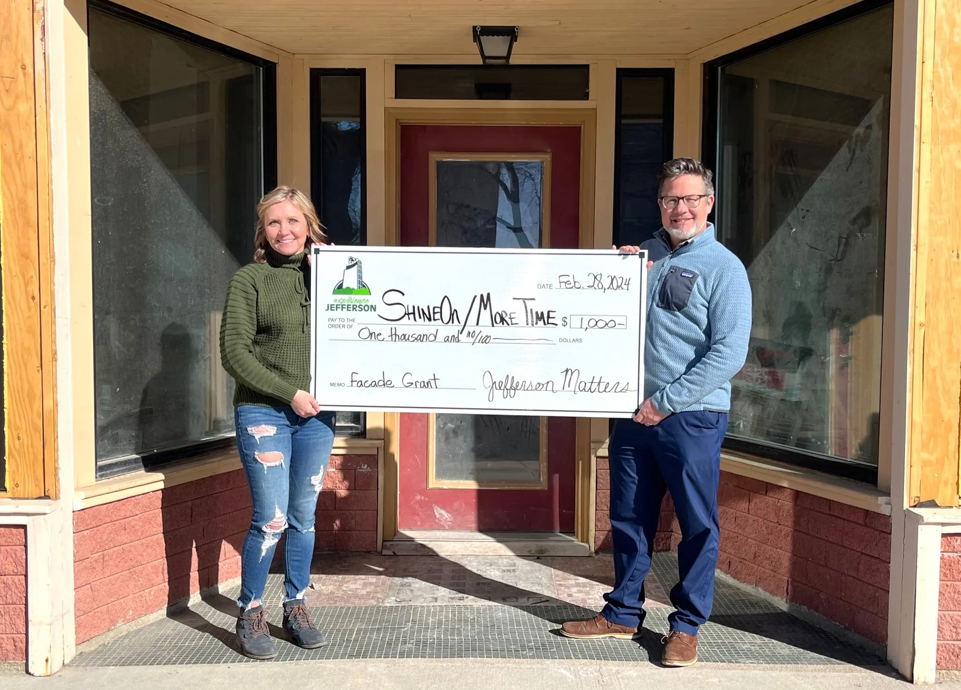 jen-badger-receives-grant