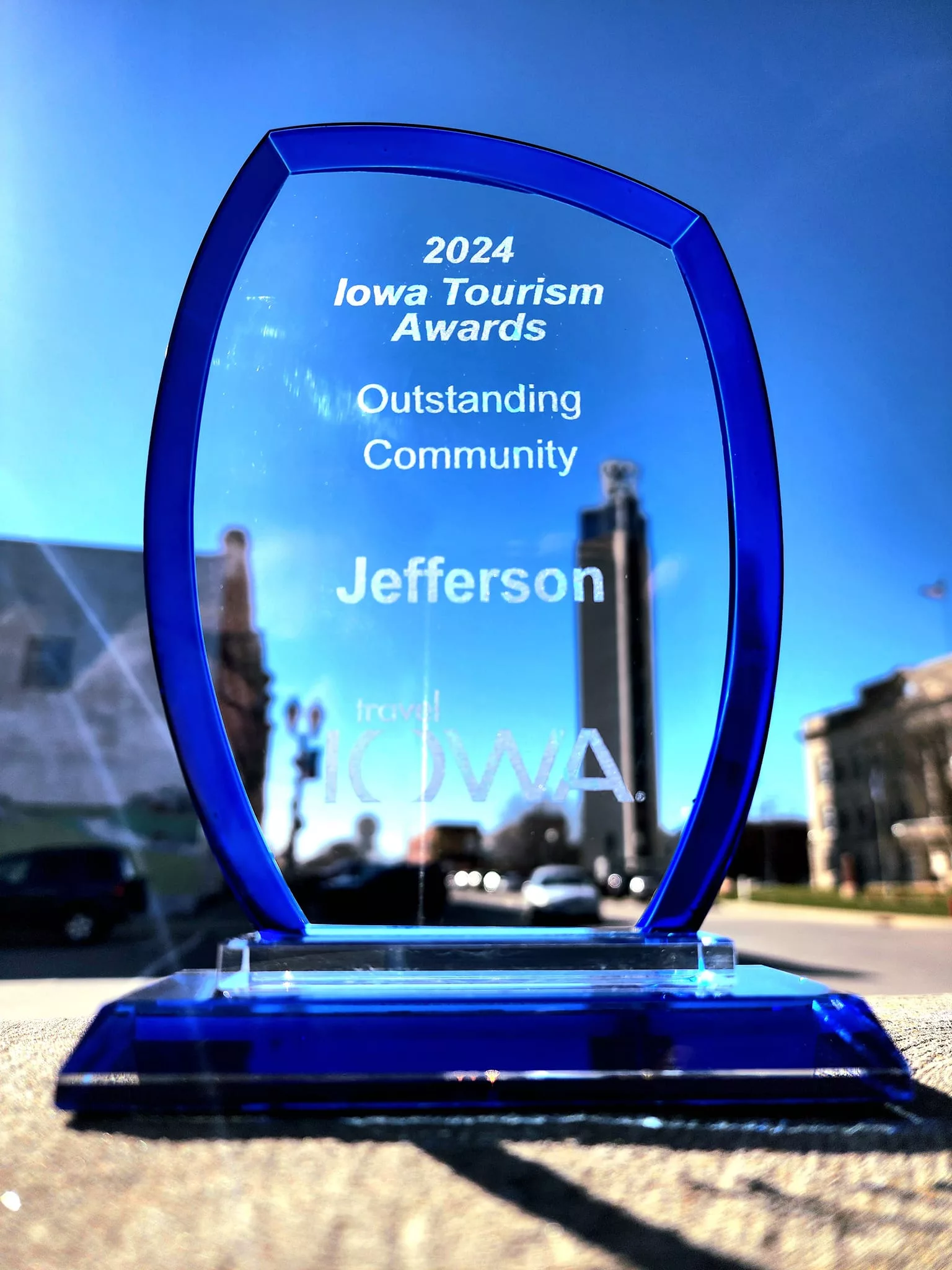 outstanding-community