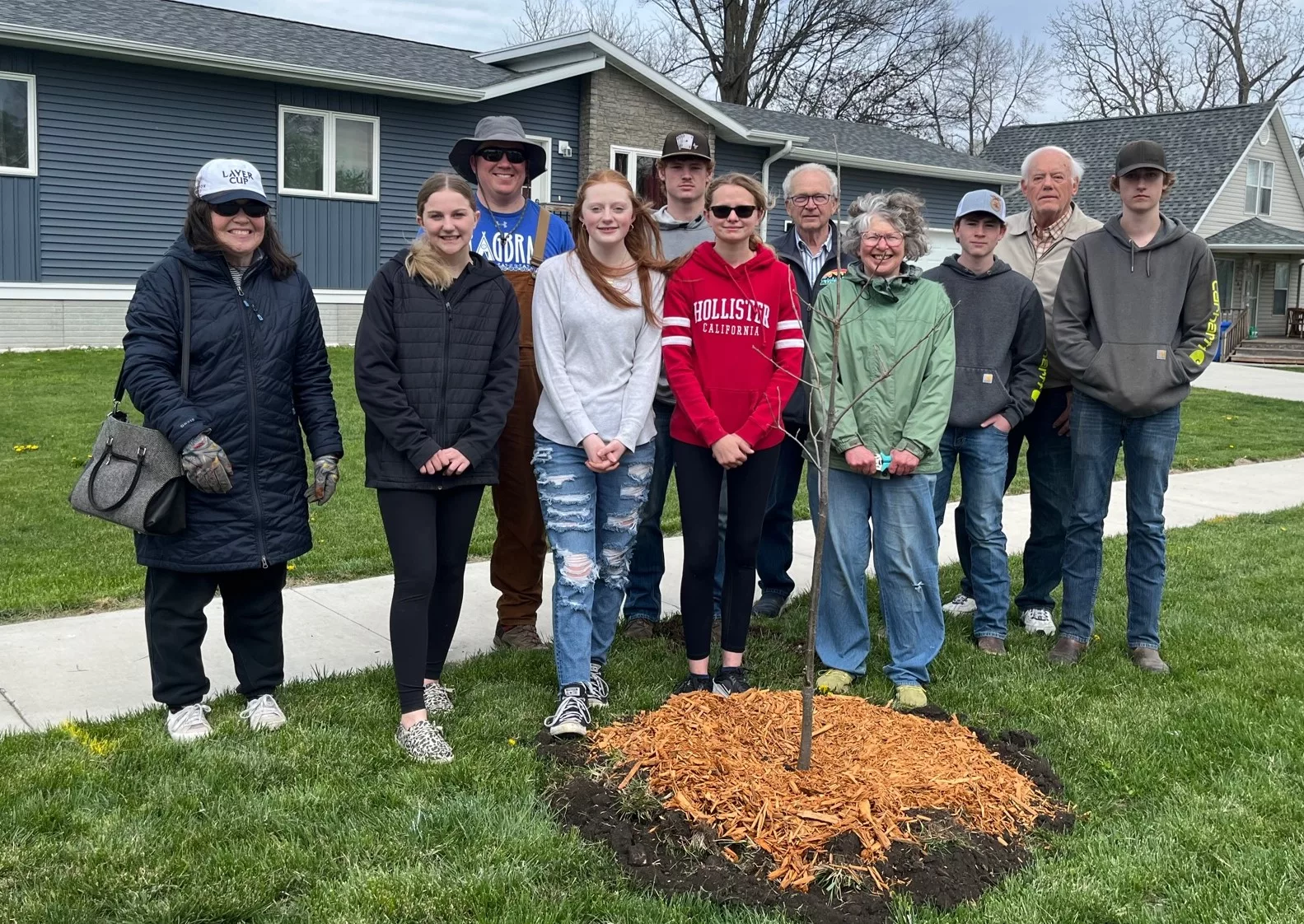 jefferson-tree-committe-tree-planting-2024