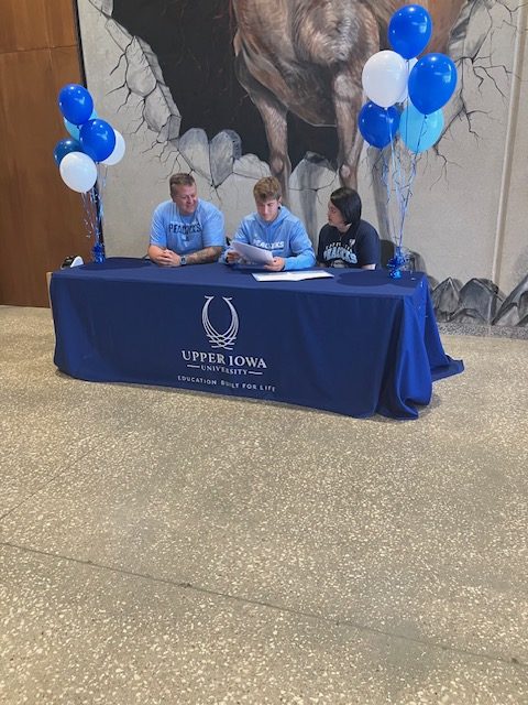 nathan-behne-signs-with-uiu