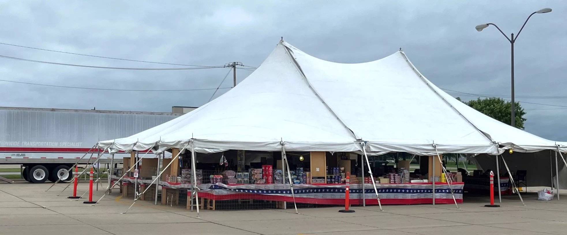 fireworks-tent-in-jefferson