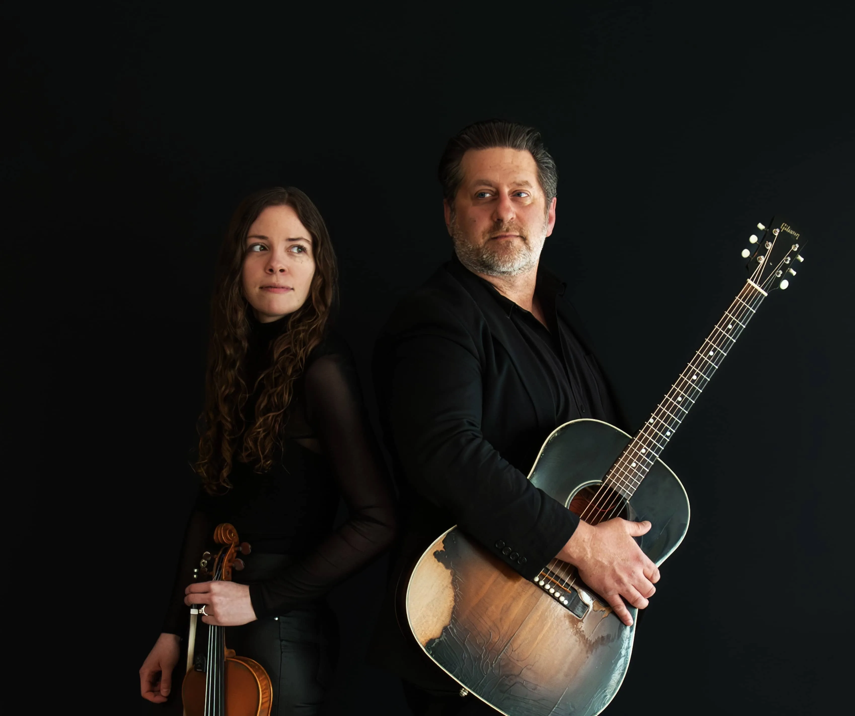 weary-ramblers-with-instruments