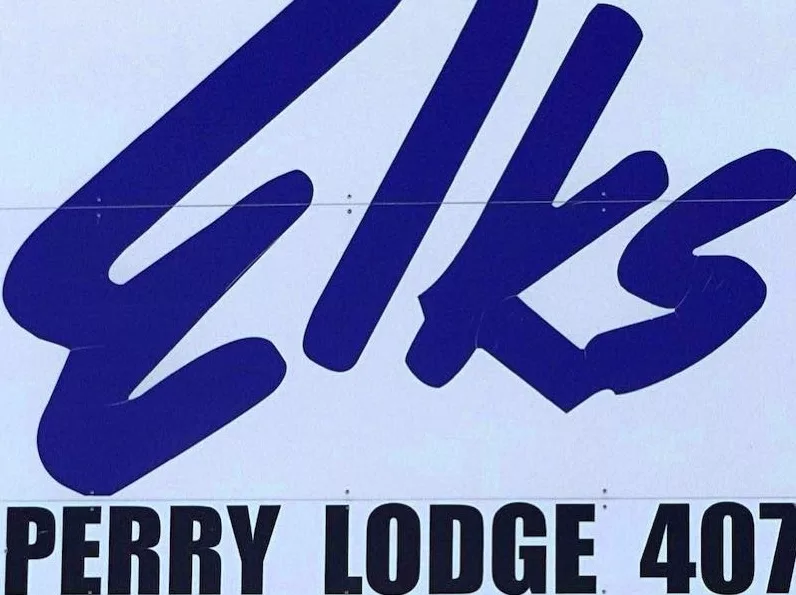 perry-elks-407