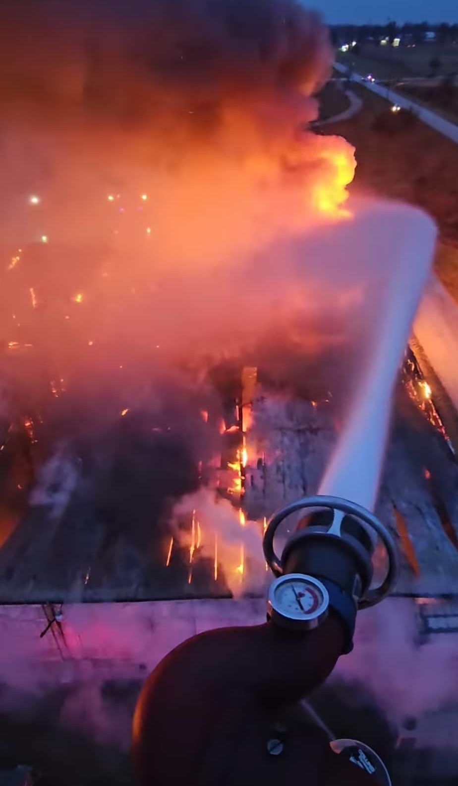 gh-motorfreight-fire-from-ladder-12-27-24