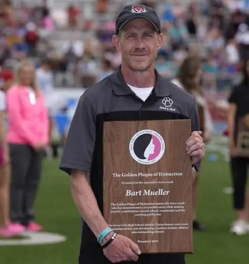 bart-mueller-golden-plaque