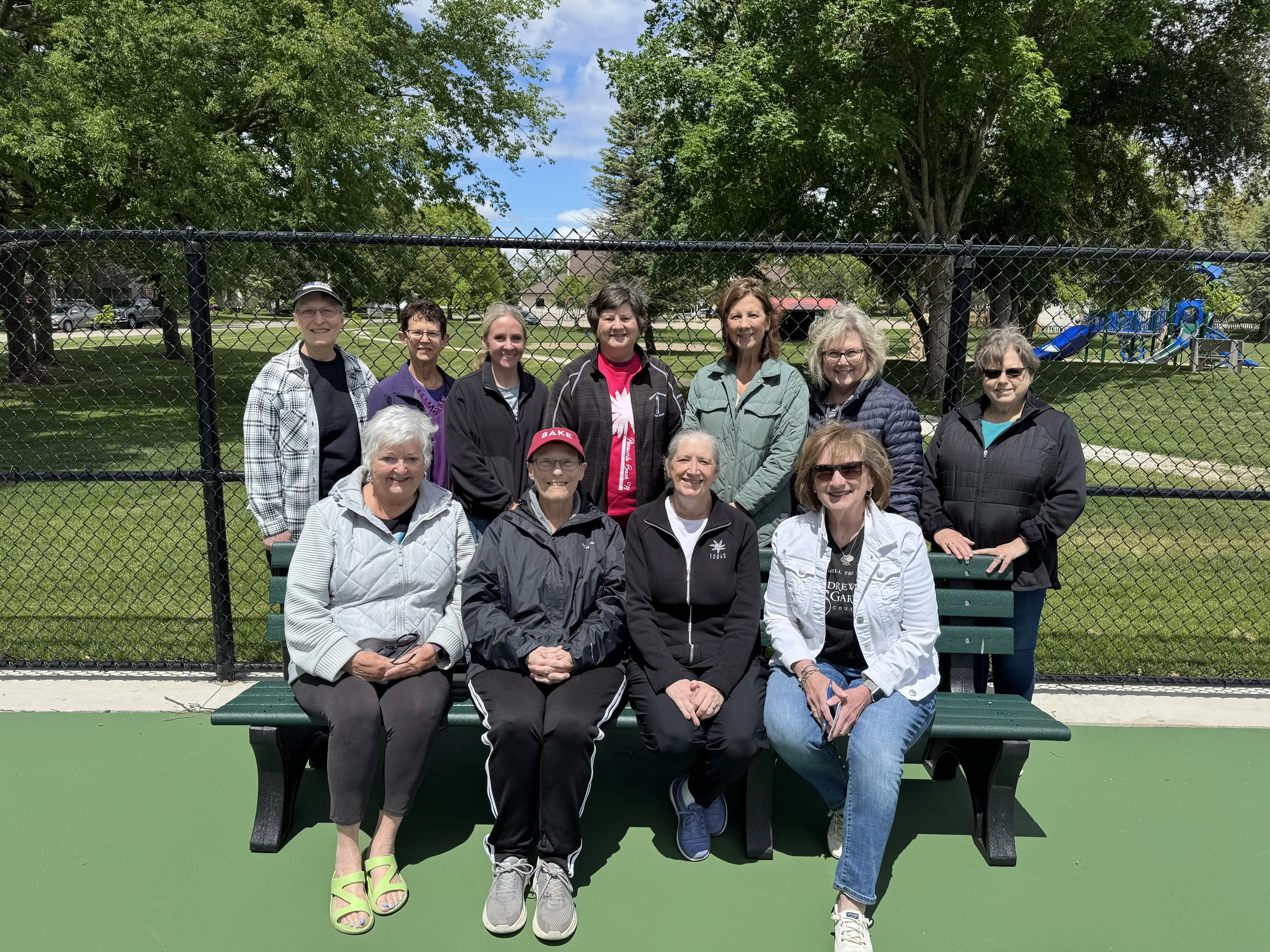 pickleball-benches