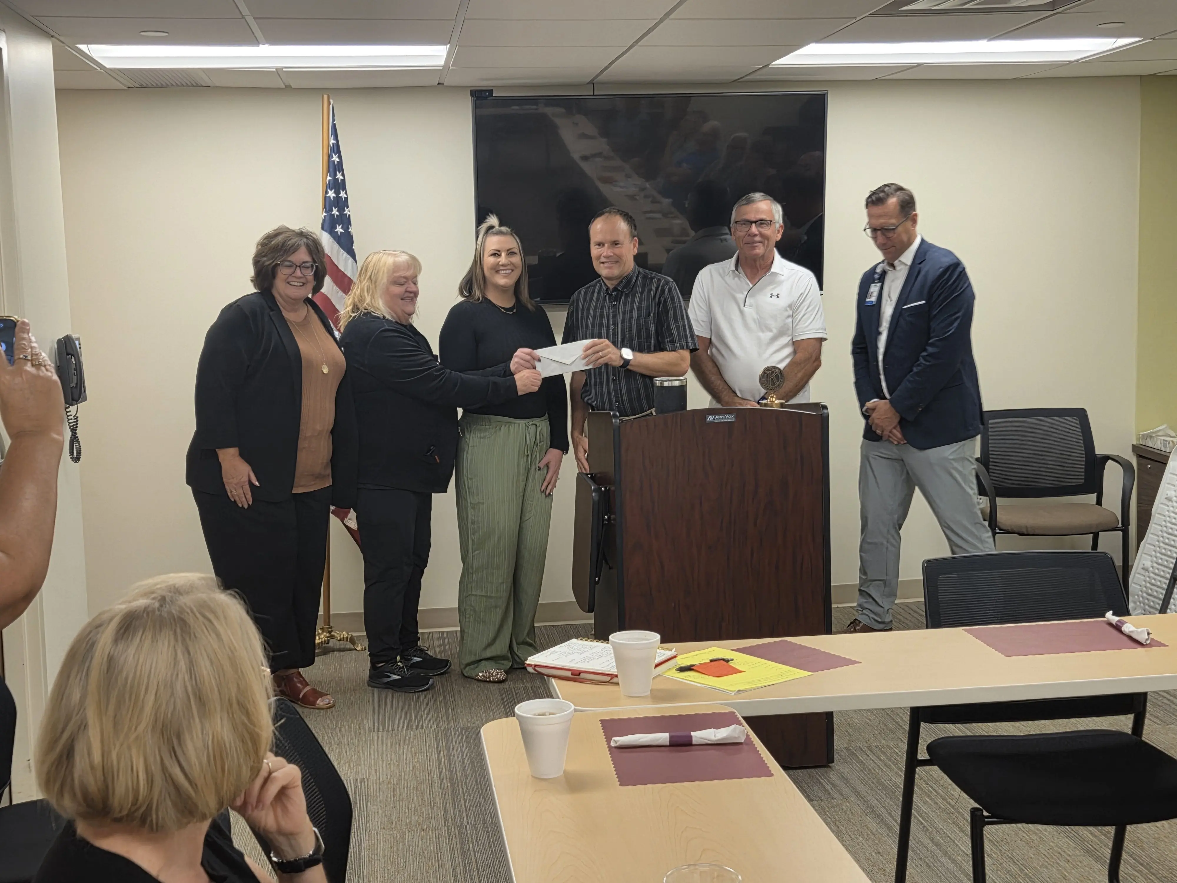 kiwanis_check_presentation