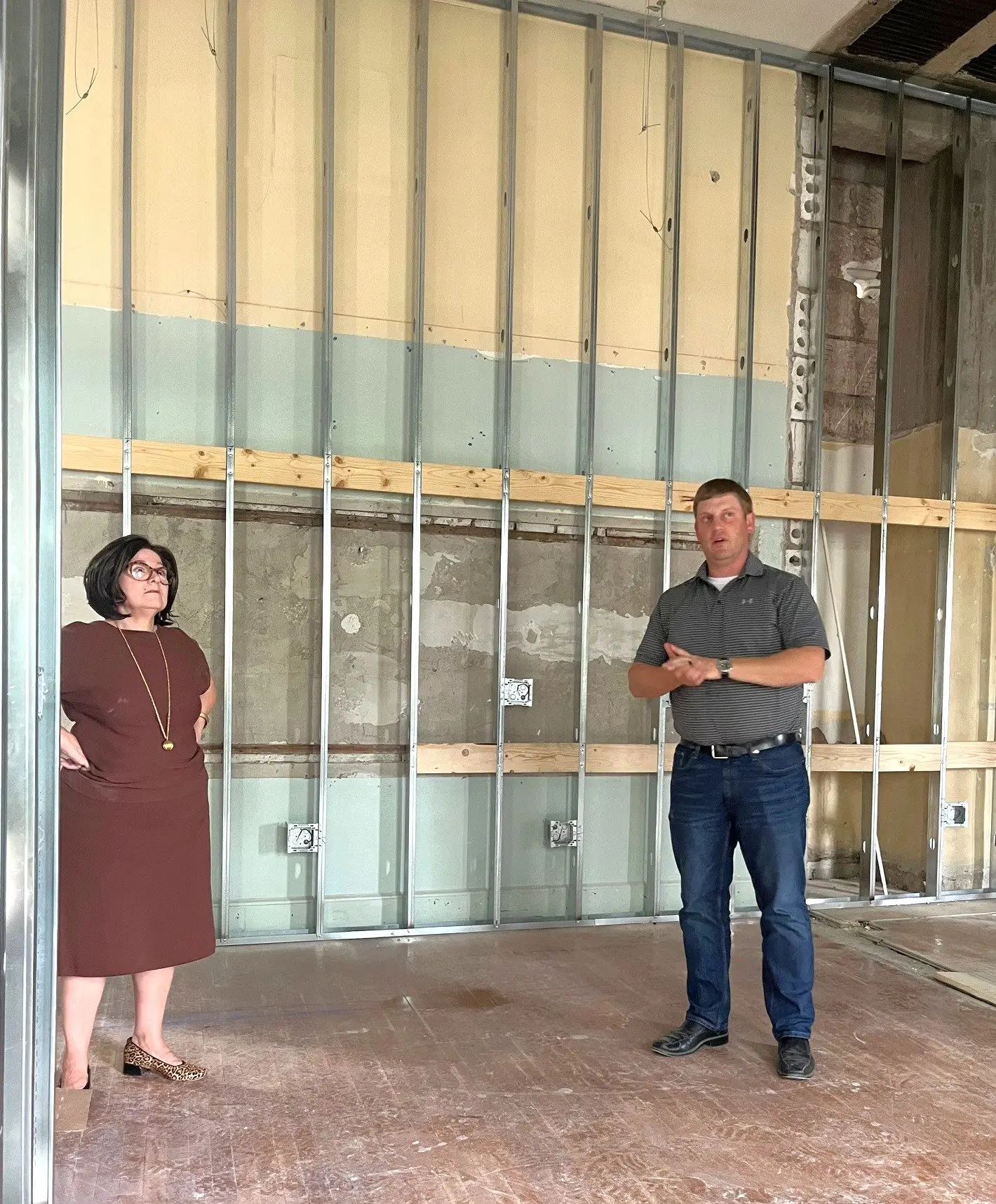 chris-deal-with-debi-durham-pic-2