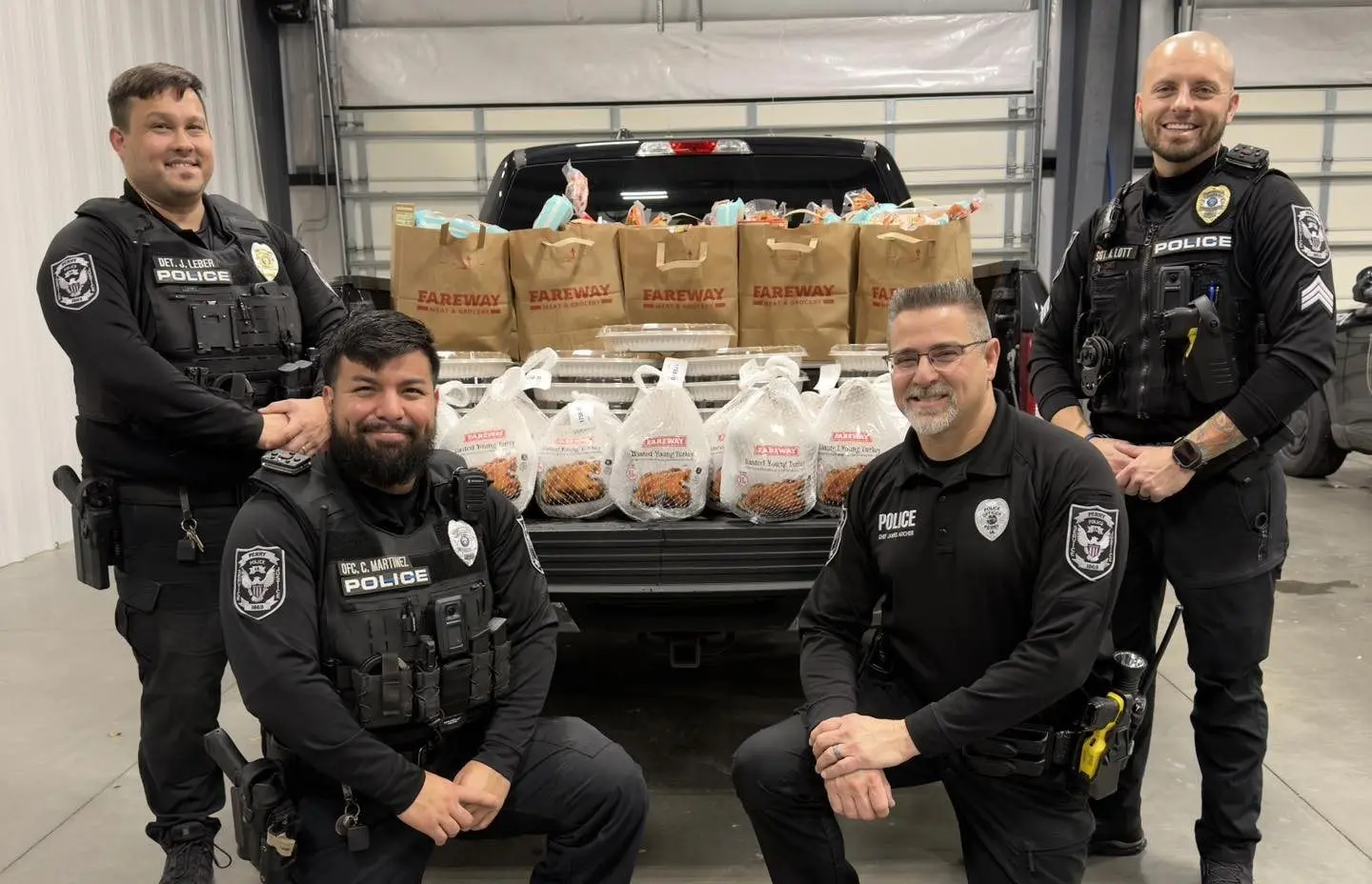 perry-police-holiday-meals-initiative