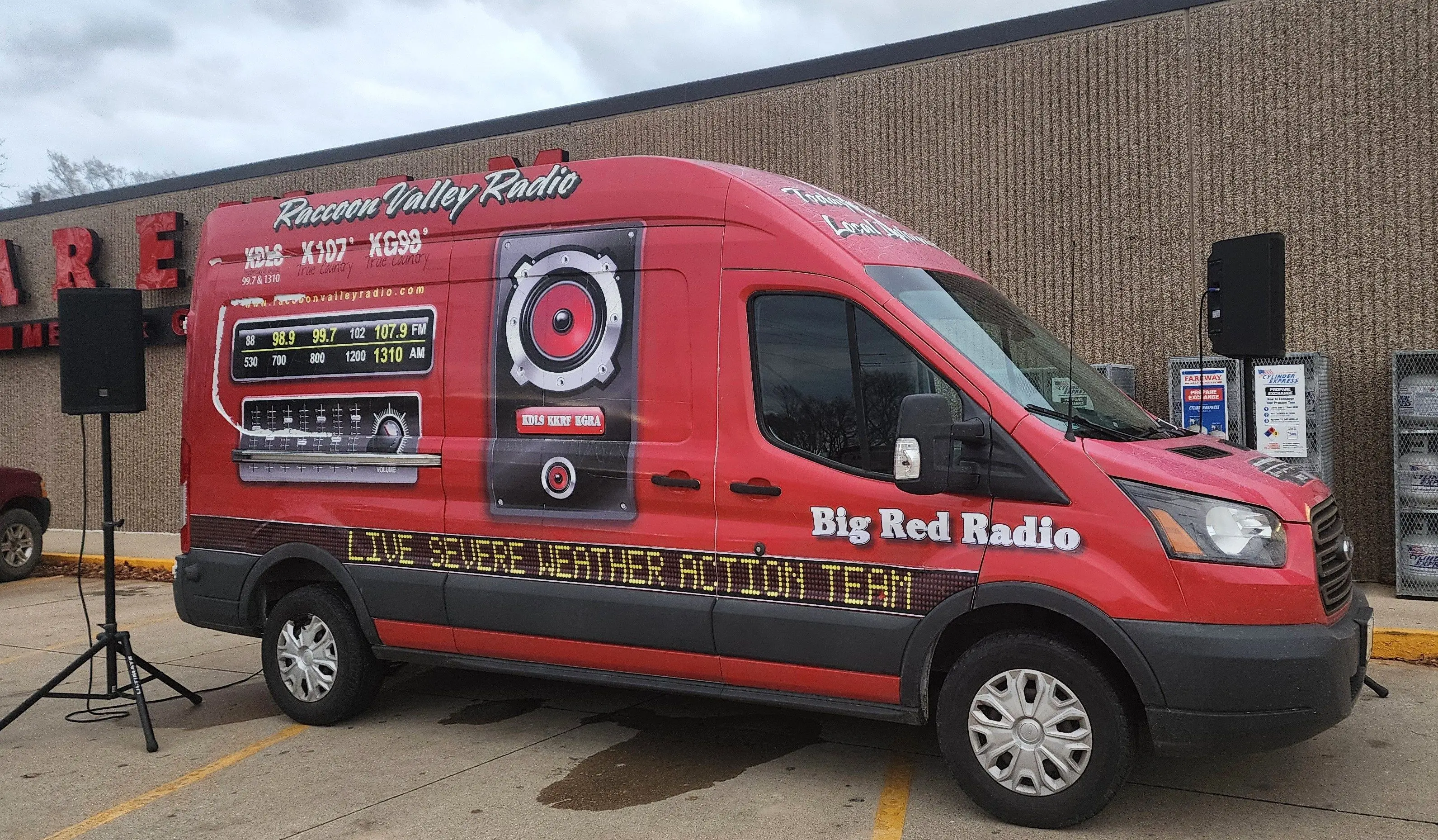 big-red-radio-at-caring-christmas-food-drive
