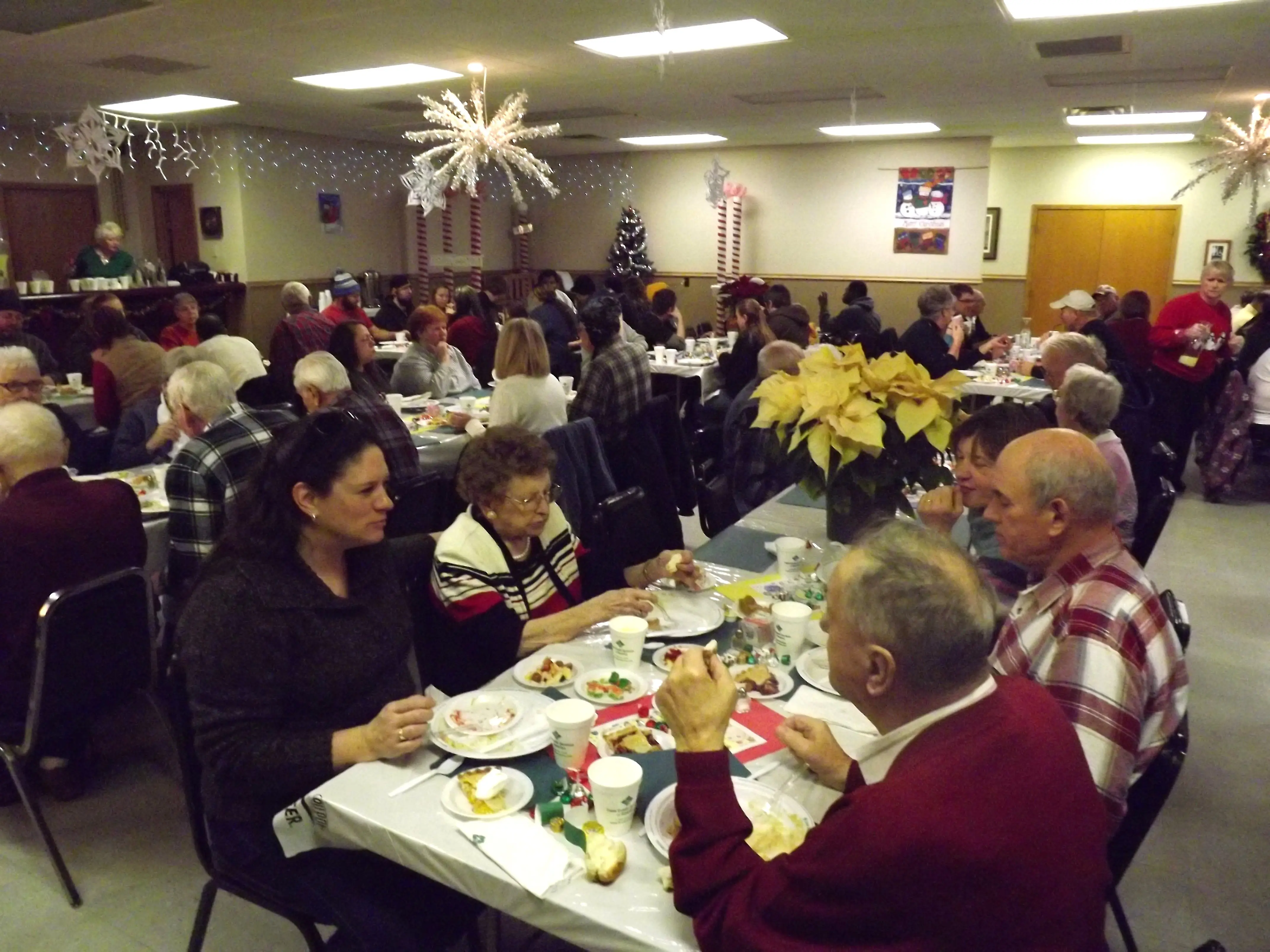 perry-christmas-dinner-1