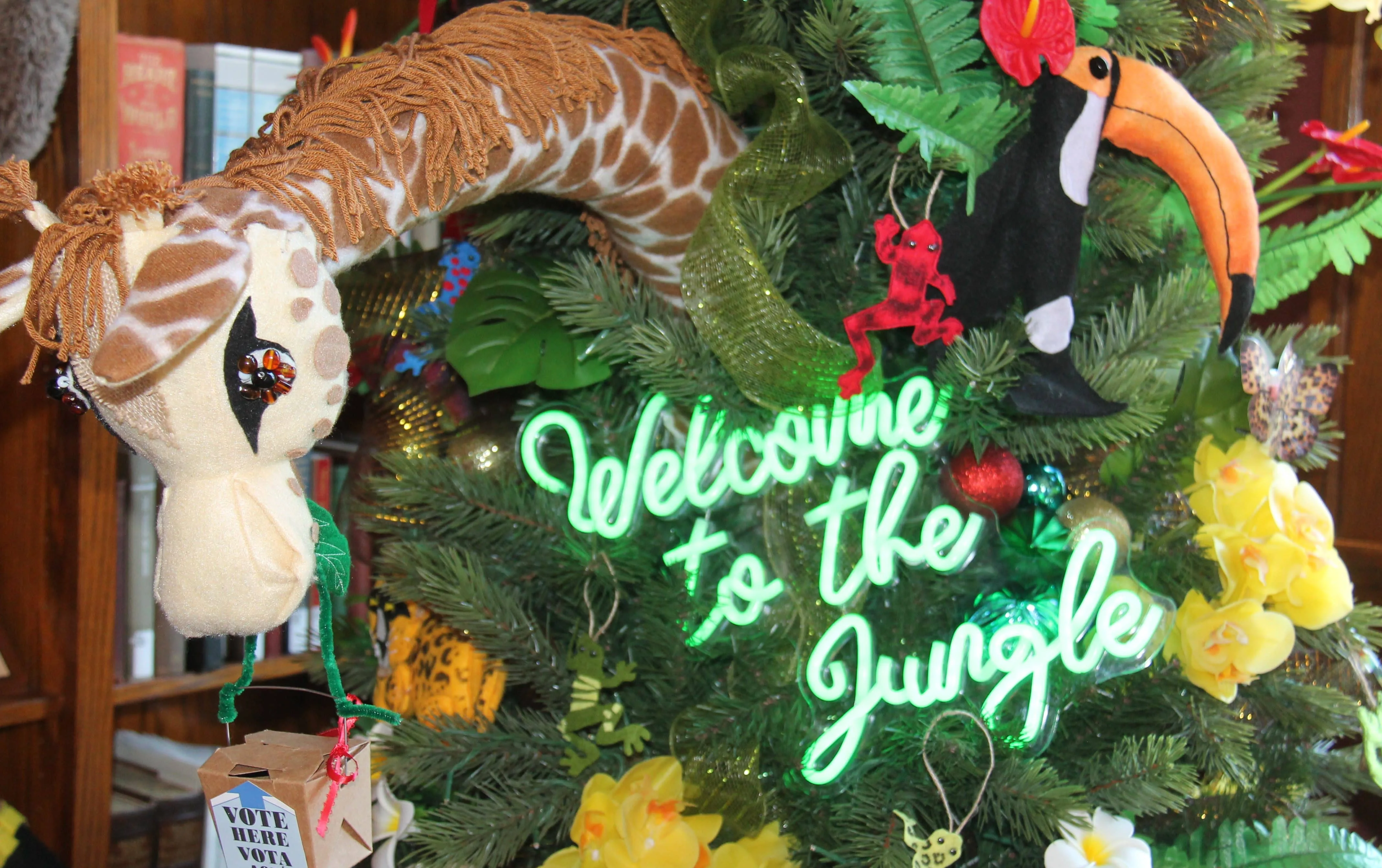 perry-festival-of-trees-winners-little-loos