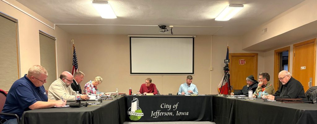 Jefferson City Council Confirms Golf Course Clubhouse Manager and ...