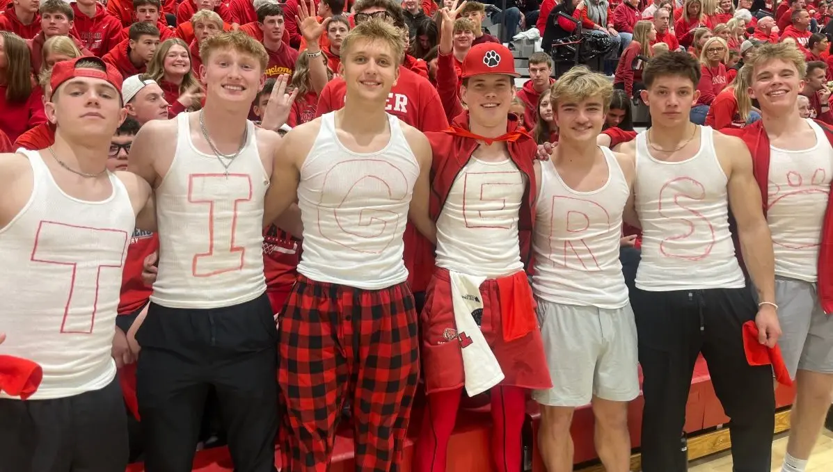 adm-tigers-student-section