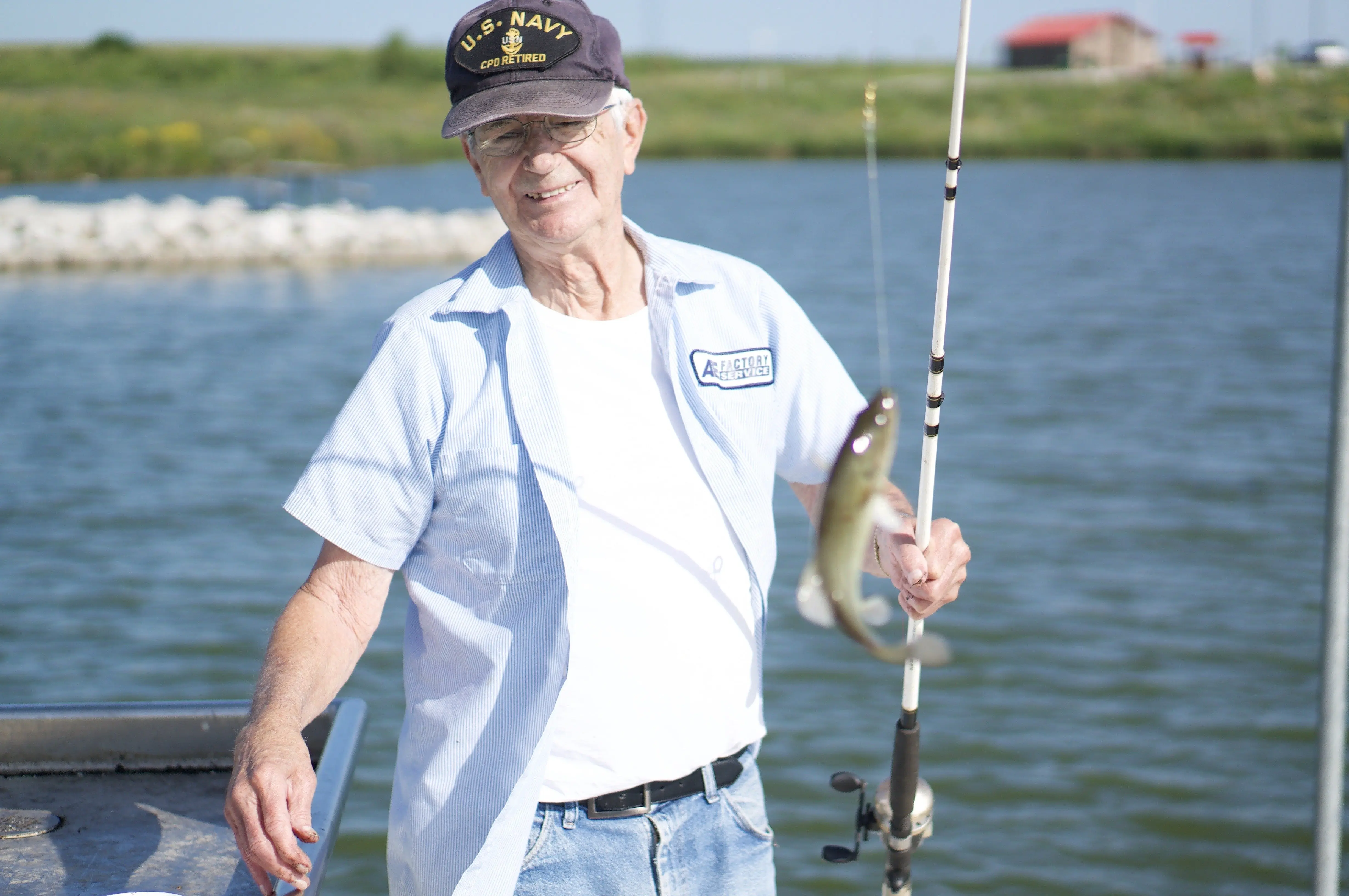 larry-hook-front-folder-pic