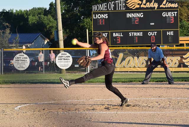 suzanna-vs-lt-pitch