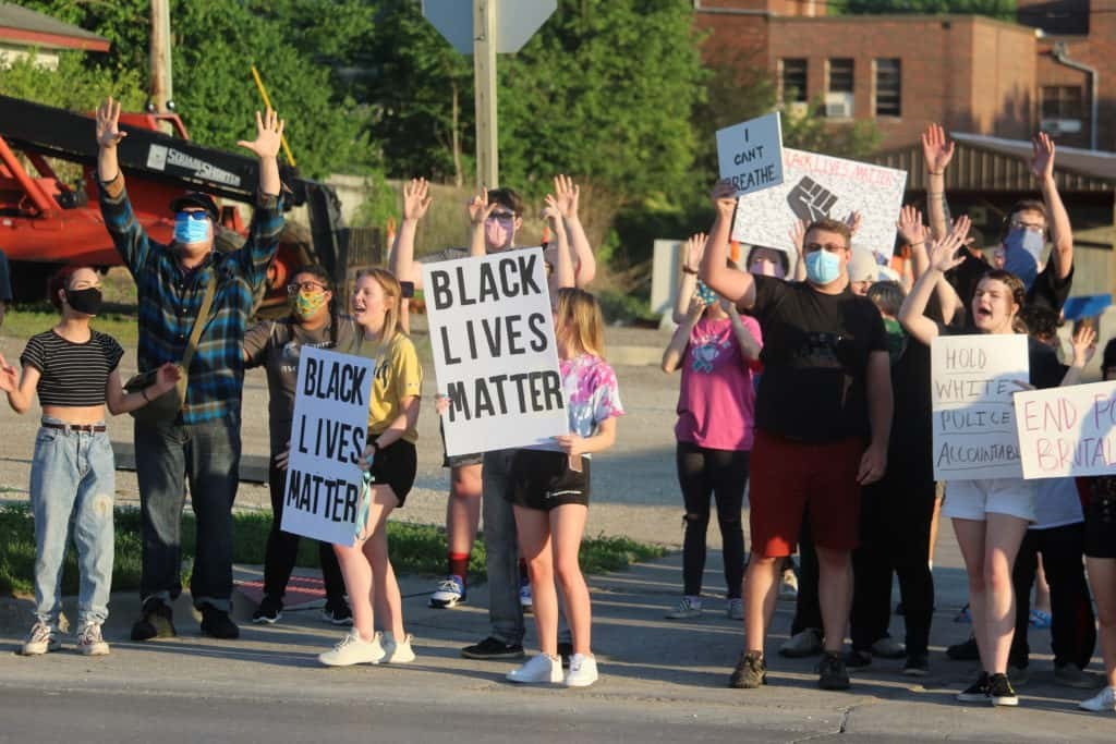 Protestors March in Downtown Washington, Call for Change and Justice ...