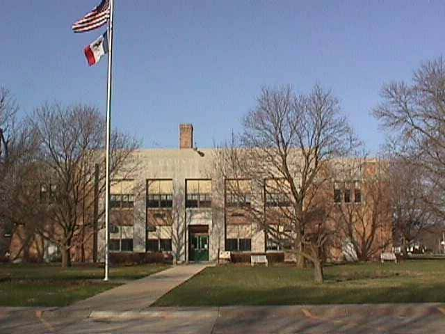 louisa-county-courthouse