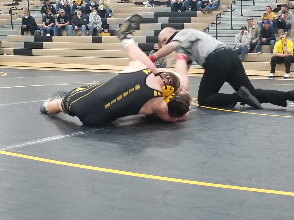 Golden Hawk Wrestling At Anamosa Thursday - Vimarsana News