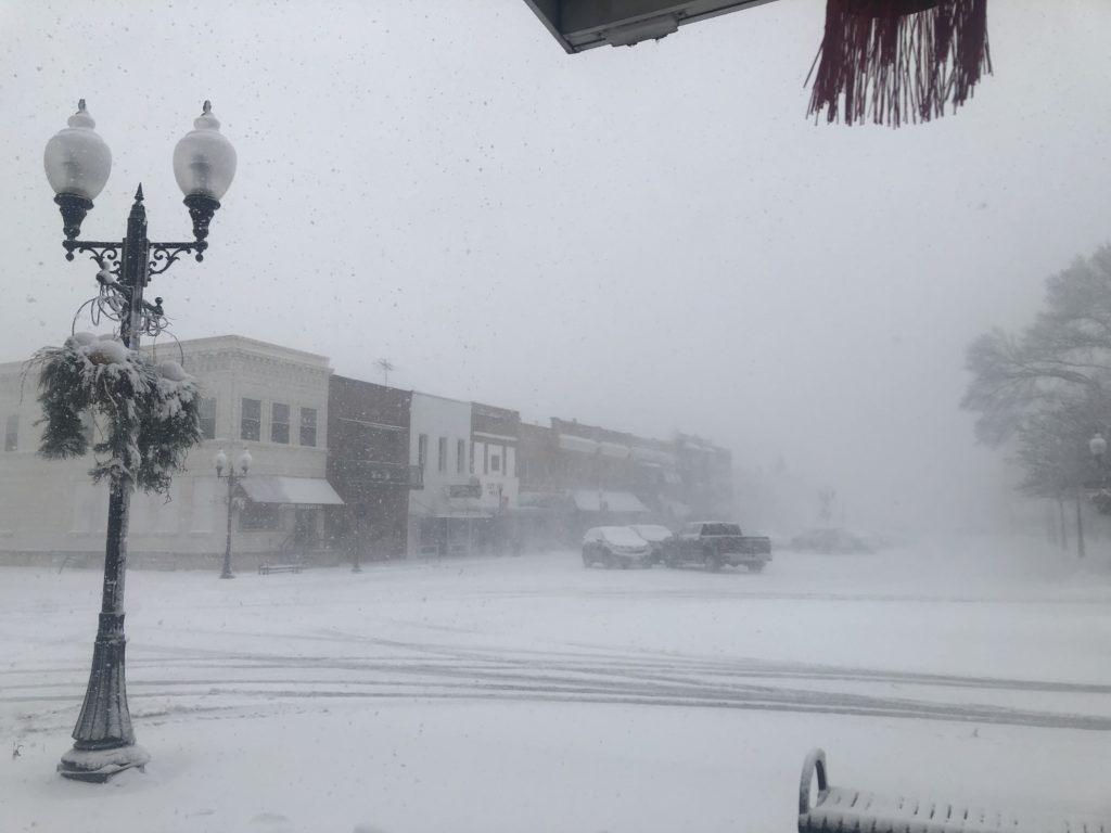 Washington City Road Employees Efficiently Remove Thursday's Snow, Ready for More | KCII Radio - Vimarsana News