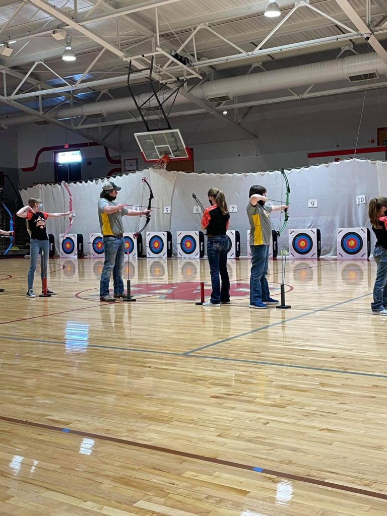 Golden Hawk Archers Shoot at Center Point KCII Radio The One to