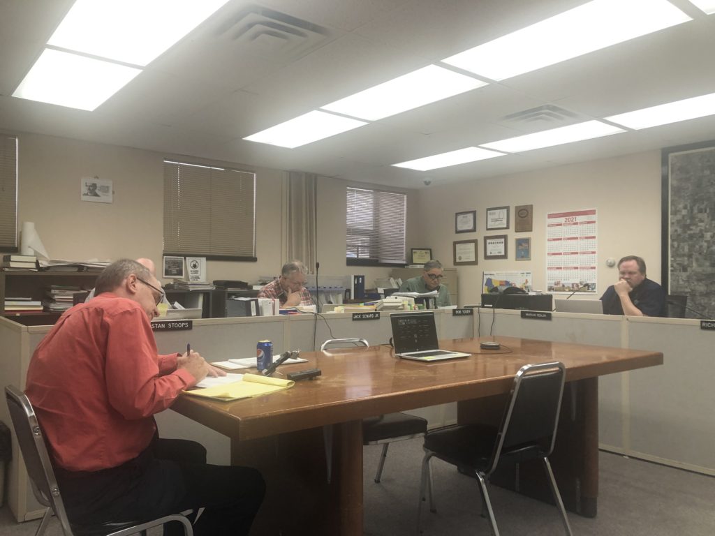 Washington County Supervisors Discuss Federal COVID Vaccine Mandate - Vimarsana News