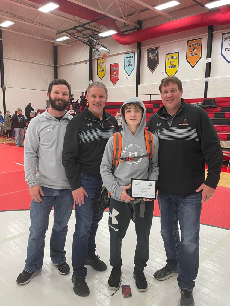 Five Area Schools Compete at Gary Curtis Invite Saturday; Three Schools at Girls Tourney Friday - Vimarsana News