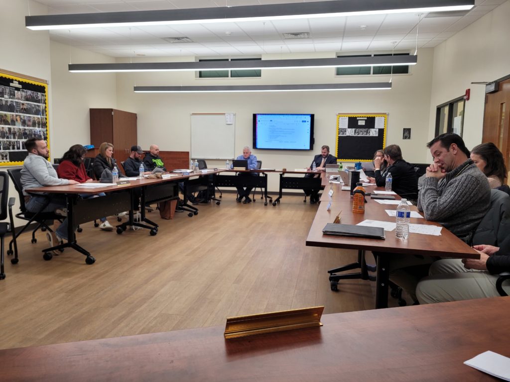 Mid-Prairie School Board Approves Funding Request for Dropout Prevention Program - Vimarsana News