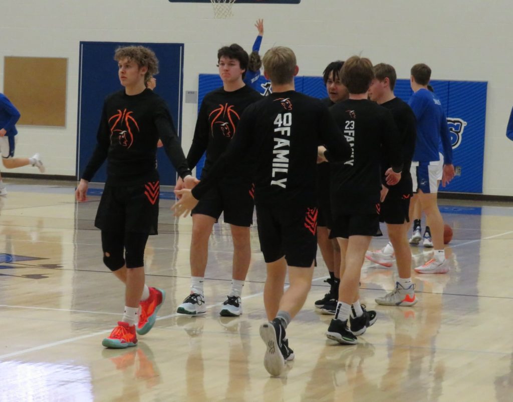 Washington Splits with CCA, Travel to Williamsburg Tonight - Vimarsana News