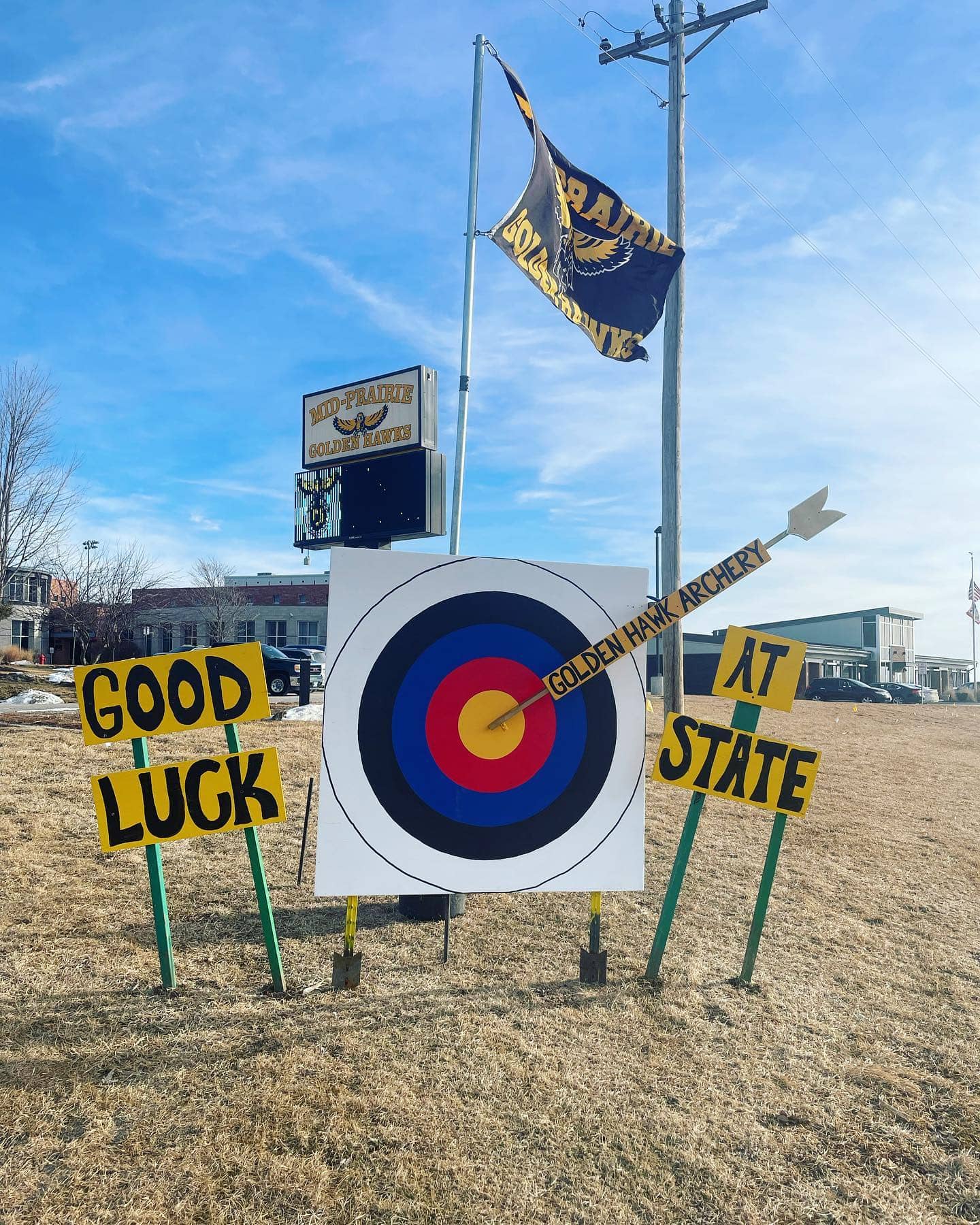 Nearly Half of Golden Hawk Archery Team Qualifies For State KCII