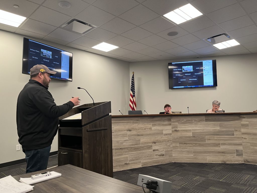Washington City Council Rolls Back Extended Yard Waste Center Hours - Vimarsana News