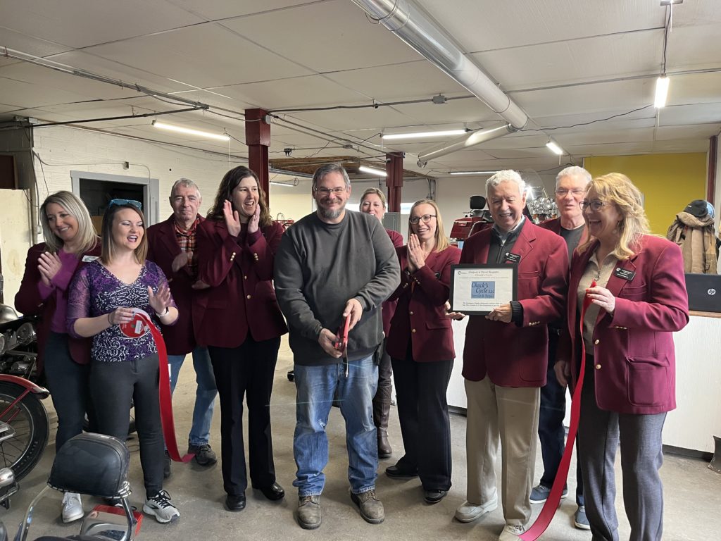 Washington Chamber Celebrates Relocation, 10th Anniversary for Chuck's Cycle | KCII Radio - Vimarsana News