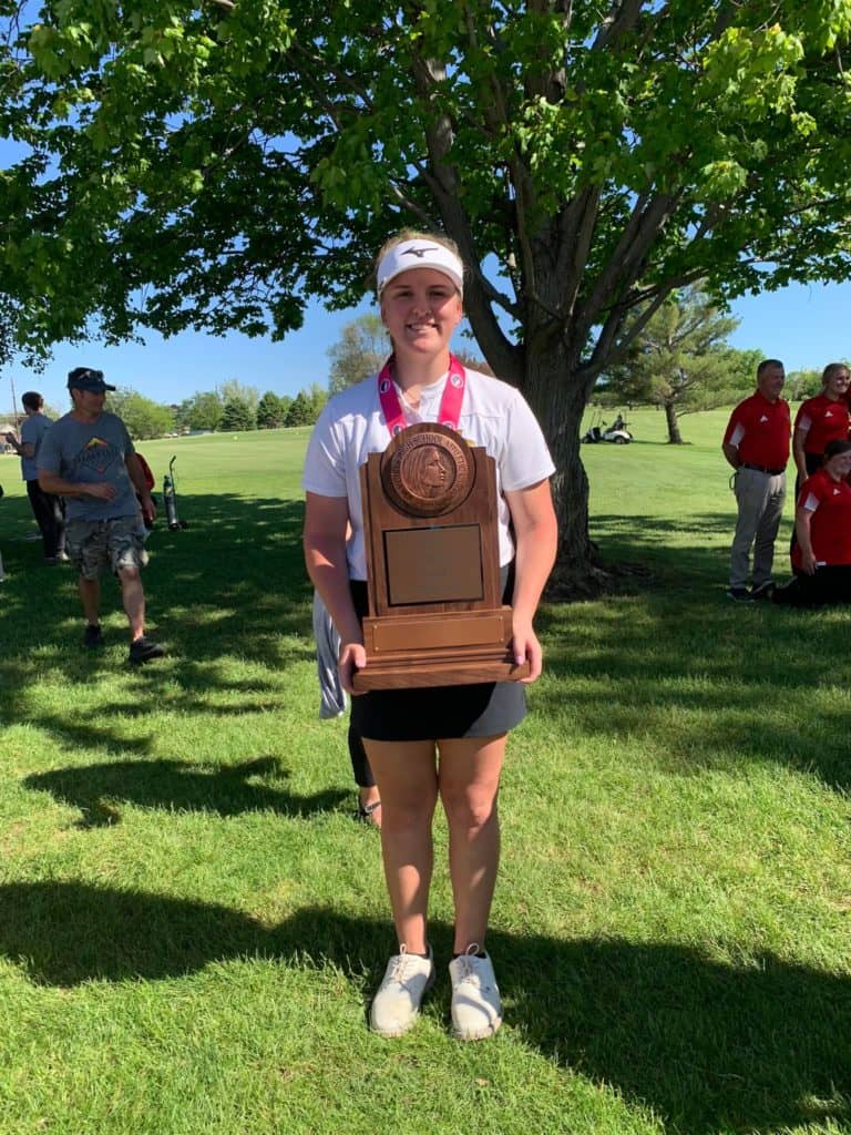 Sigourney's Hornback Rounds Out Career As State Runner-Up, Demons and Golden Hawks Also Compete | KCII Radio - Vimarsana News
