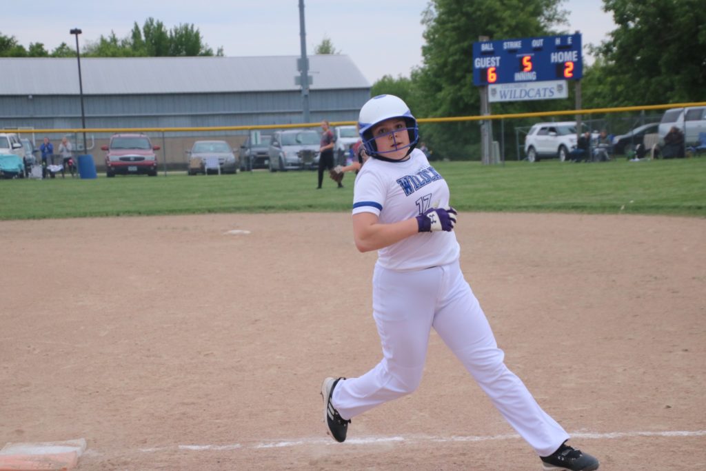 Columbus Softball Pound Panthers and Tigers - Vimarsana News