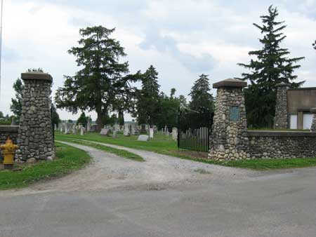 woodlawn-cemetery