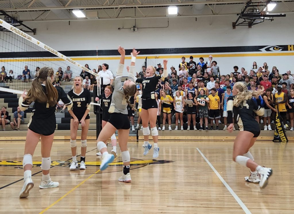 Hawks Stop Skid Against Bears With Brooms Thursday - Vimarsana News
