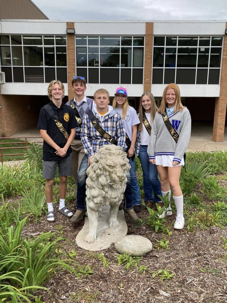 Lone Tree Celebrates Homecoming Week - Vimarsana News