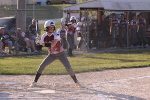 Arrows Shoot Down Ravens in Superconference Softball Contest Thursday - Vimarsana News