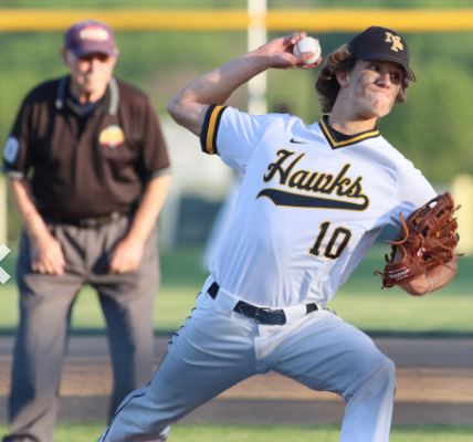 Road Warriors! Golden Hawks Sweep Wilton; Streak at Nine - Vimarsana News