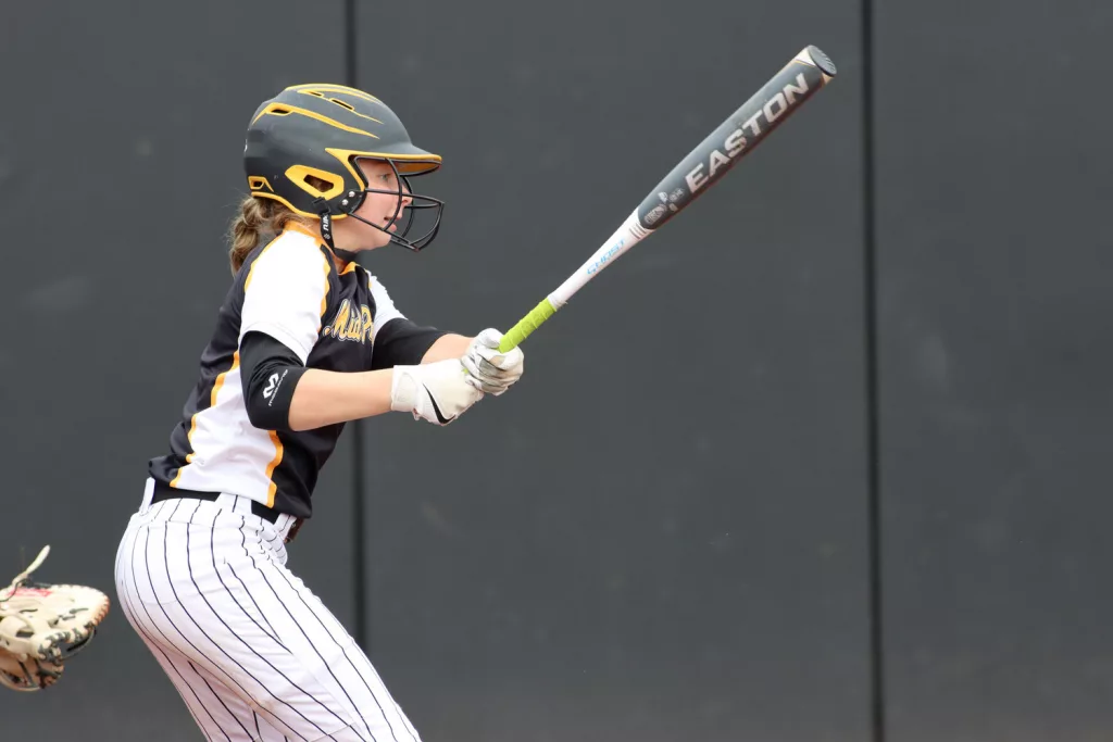 Mid-Prairie Makes Noise Late; Falls to Falcons Wednesday - Vimarsana News