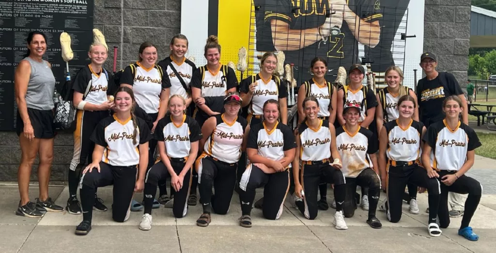 Golden Hawk Softball Stands in 3A Top Ten - Vimarsana News