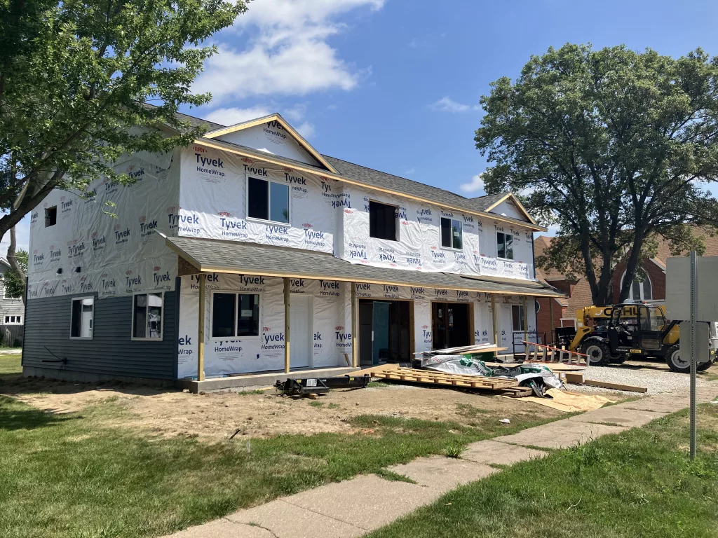 Student-Built Duplex Taking Shape In Kalona - Vimarsana News
