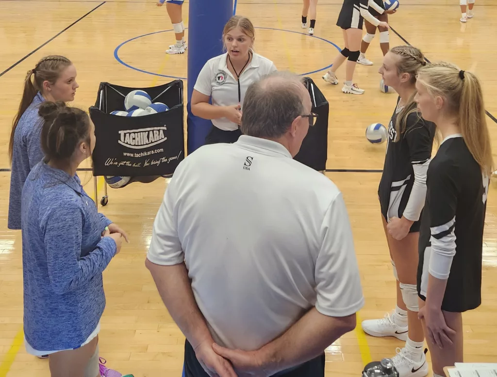 'Cat's Claim Four Set Conference Contest Over Ravens | KCII Radio - Vimarsana News
