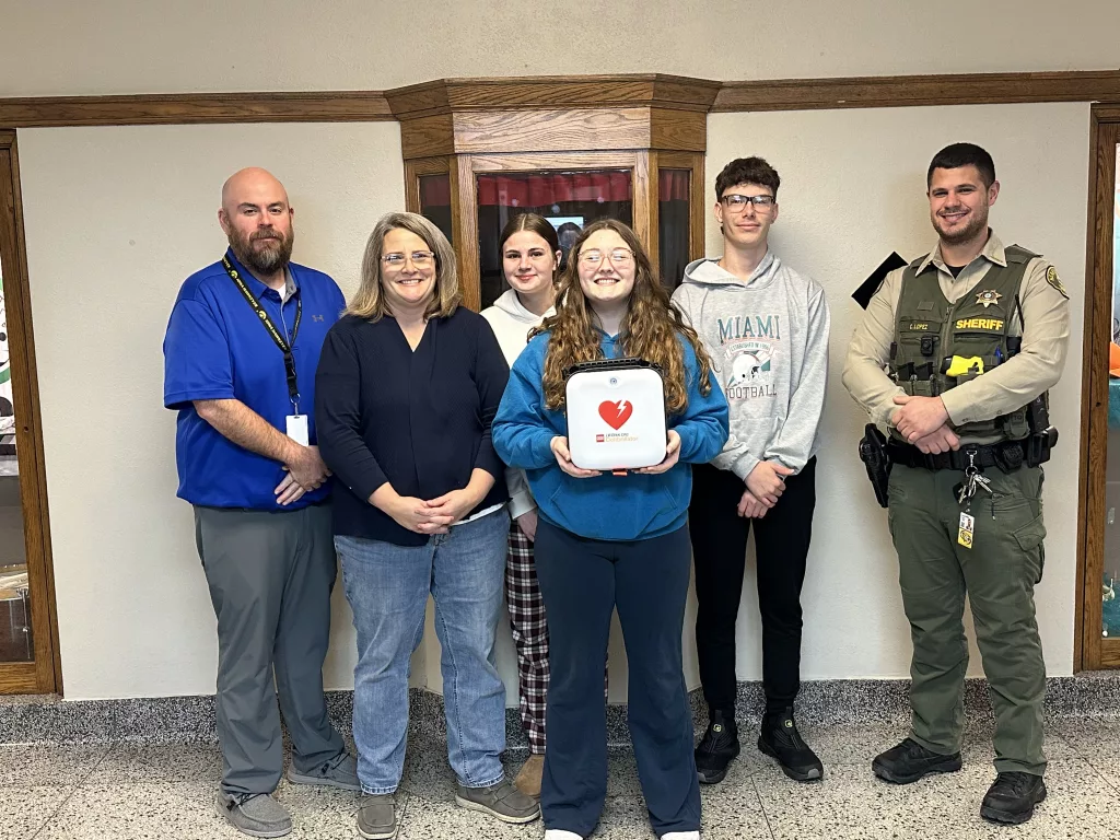 Henry County Deputy Helps Get AED Into New London CSD - Vimarsana News