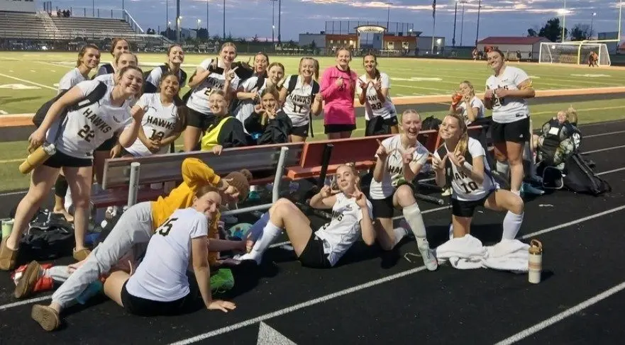 mp-girls-soccer-team-pic