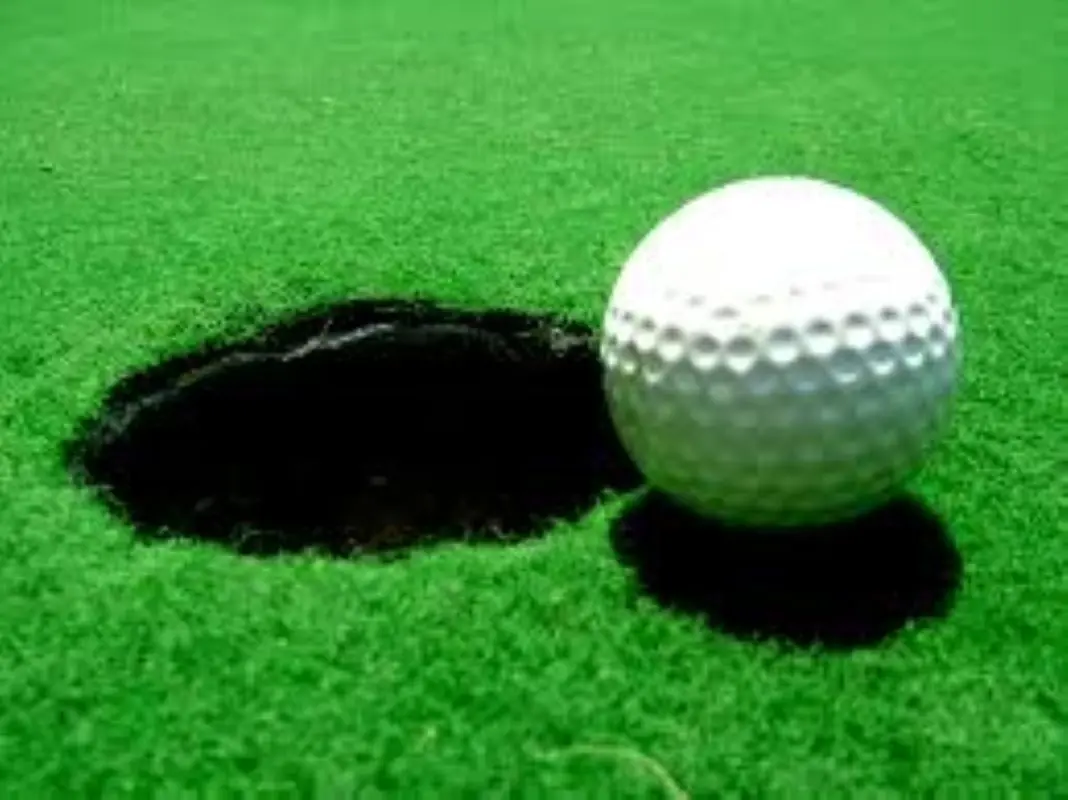 golf-ball-800