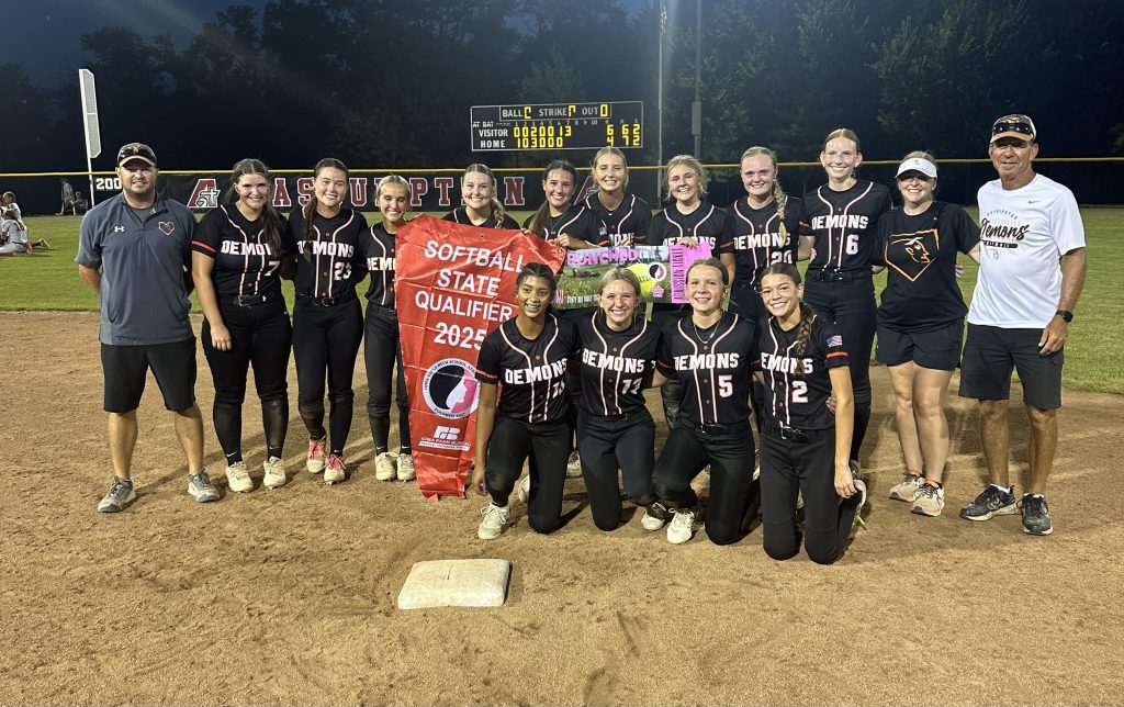 KCII Top 10 Washington Sports Stories of '24-'25: #1 – Softball Scores Berth at State