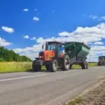 tractor-on-road-800