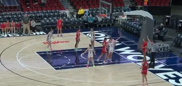 highland-basketball-in-dsm