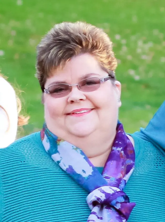 tracy-jones-sq-picture